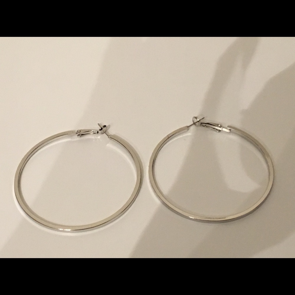 Hoops - Picture 2 of 2